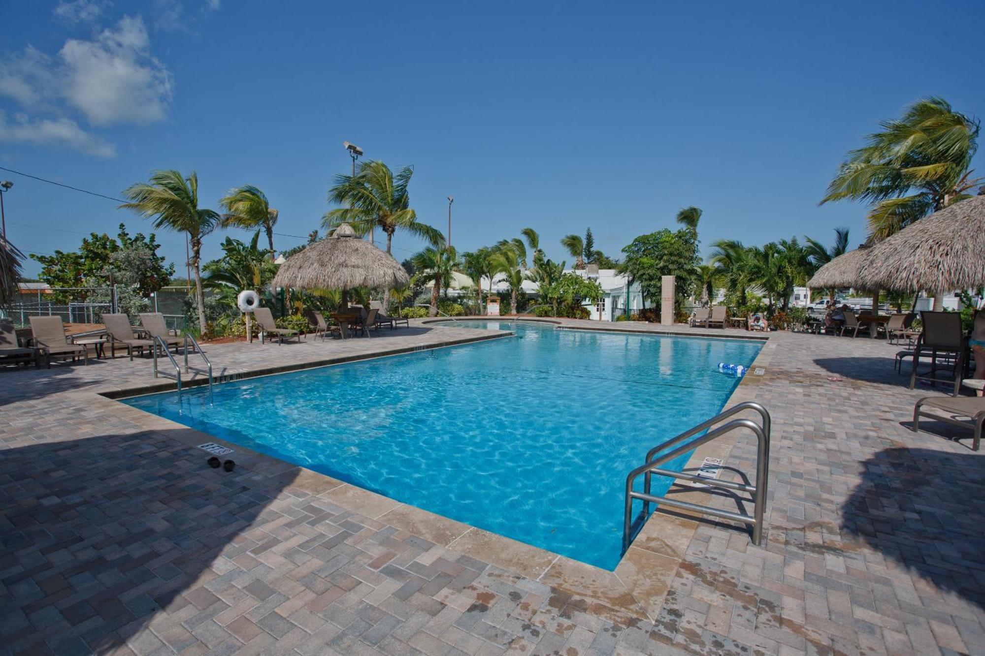 Sunshine Key Rv Resort & Marina Биг Пайн Кий Екстериор снимка